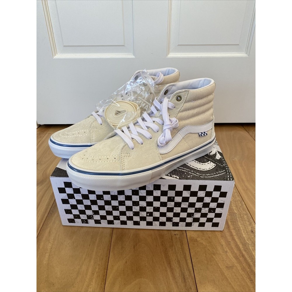 Vans sk8 hi skate Men’s sneakers Size 9 NEW IN BOX VN0A5FCCACV1